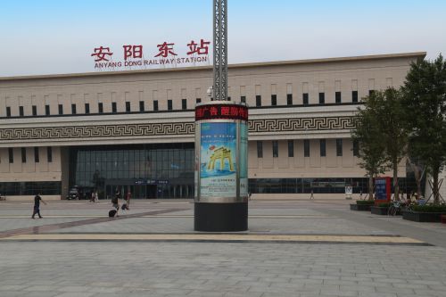 郑州高铁站广告投放时需要考虑哪些因素